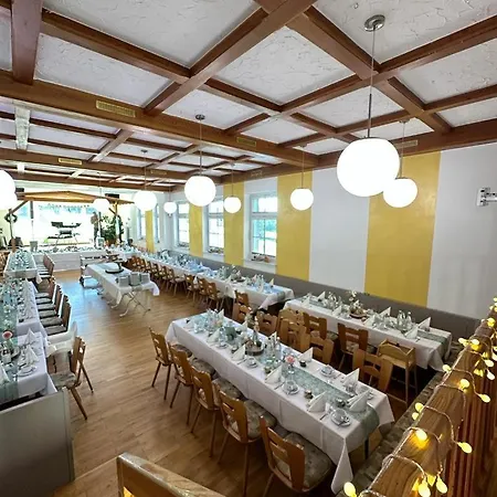 Goldener Engel Kemnath