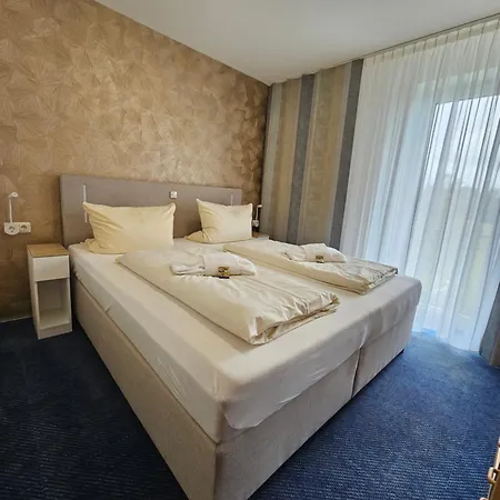 Goldener Engel Inn *