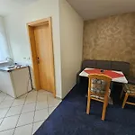 Goldener Engel Inn *